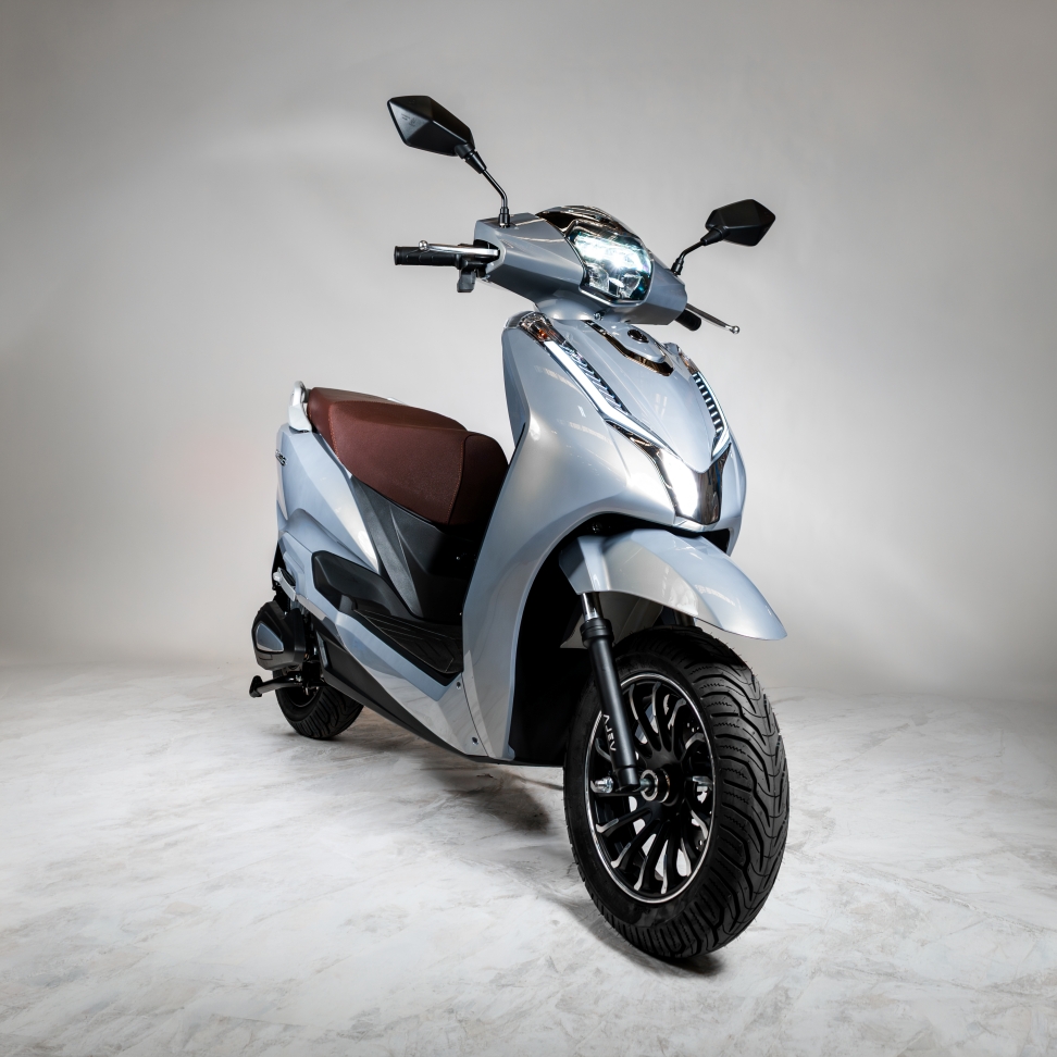 AJ EV Beats full motorcycle in studio