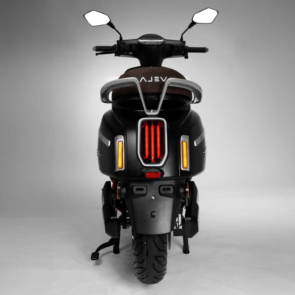 Goddess rear lights and seat
